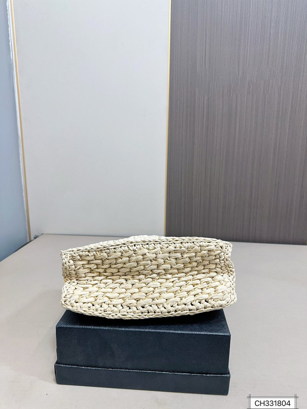 Loewe Trend Straw Tote Bag - Beige