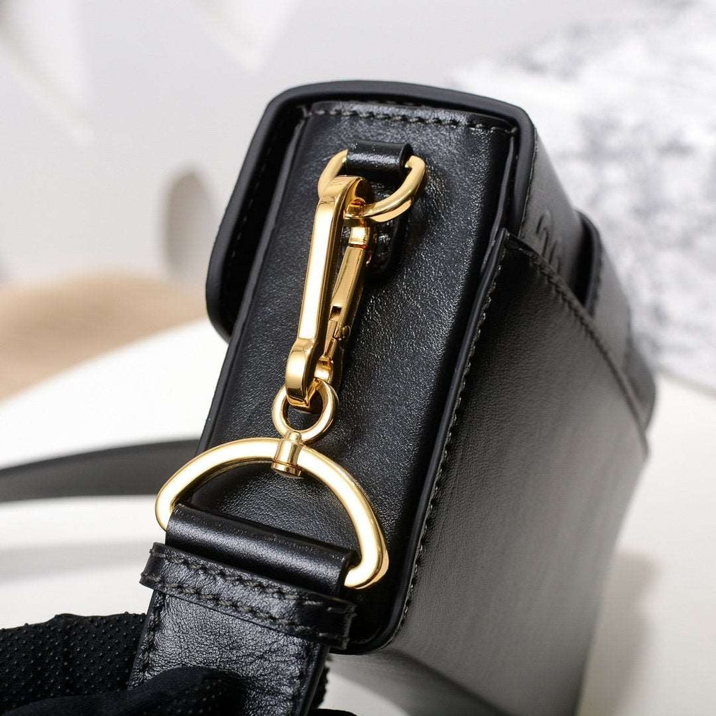 Dior 30 Montaigne Flap Shoulder Crossbody Bag with CD Clasp and Adjustable Leather Strap