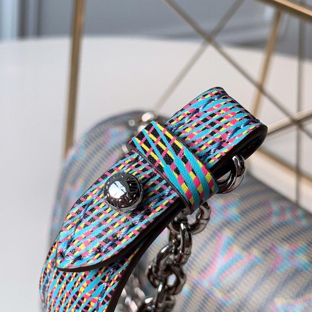 Louis Vuitton Twist MM Shoulder Bag