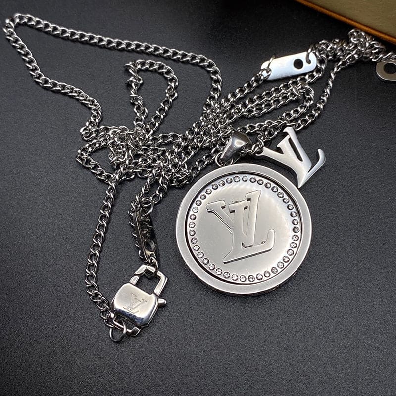 Louis Vuitton Catch Pendant Necklace