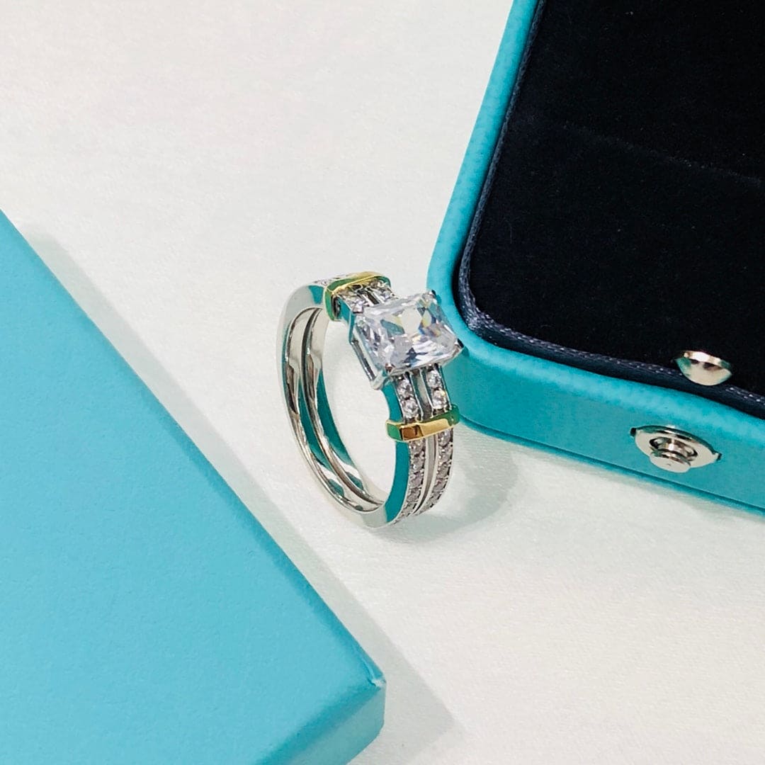 Tiffany Moissanite Ring - 18K Gold