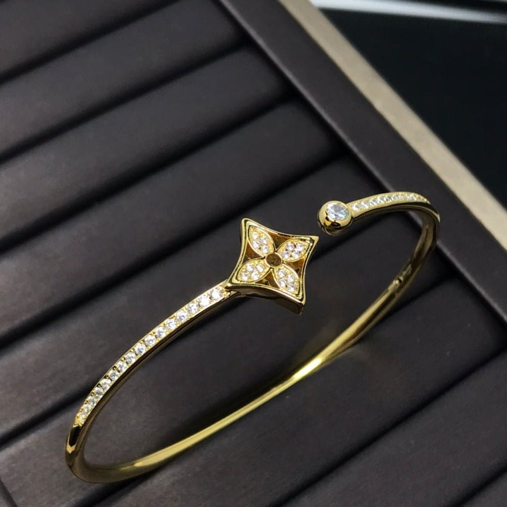 Louis Vuitton Idylle Blossom Twist Bracelet