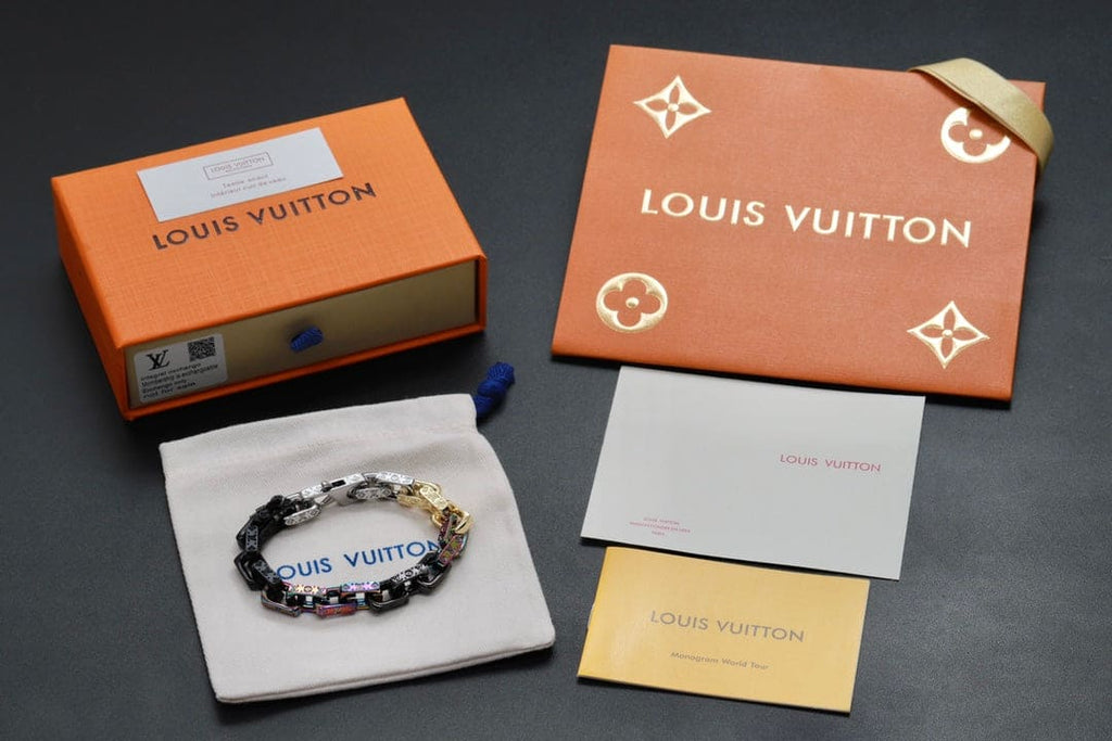 Louis Vuitton Street Style Chain Bracelet