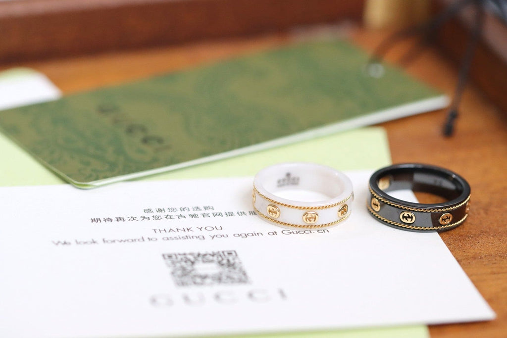 Gucci Double G Interlocking G Icon White Zirconia Ring - 18K Yellow Gold