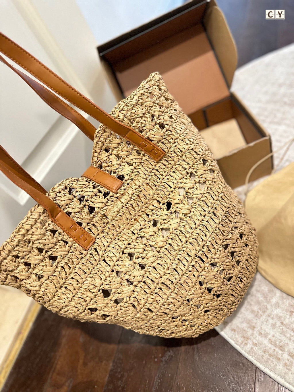 YSL Panier Medium in Raffia and Vegetable-Tanned Leather Tote Bag - Yellow
