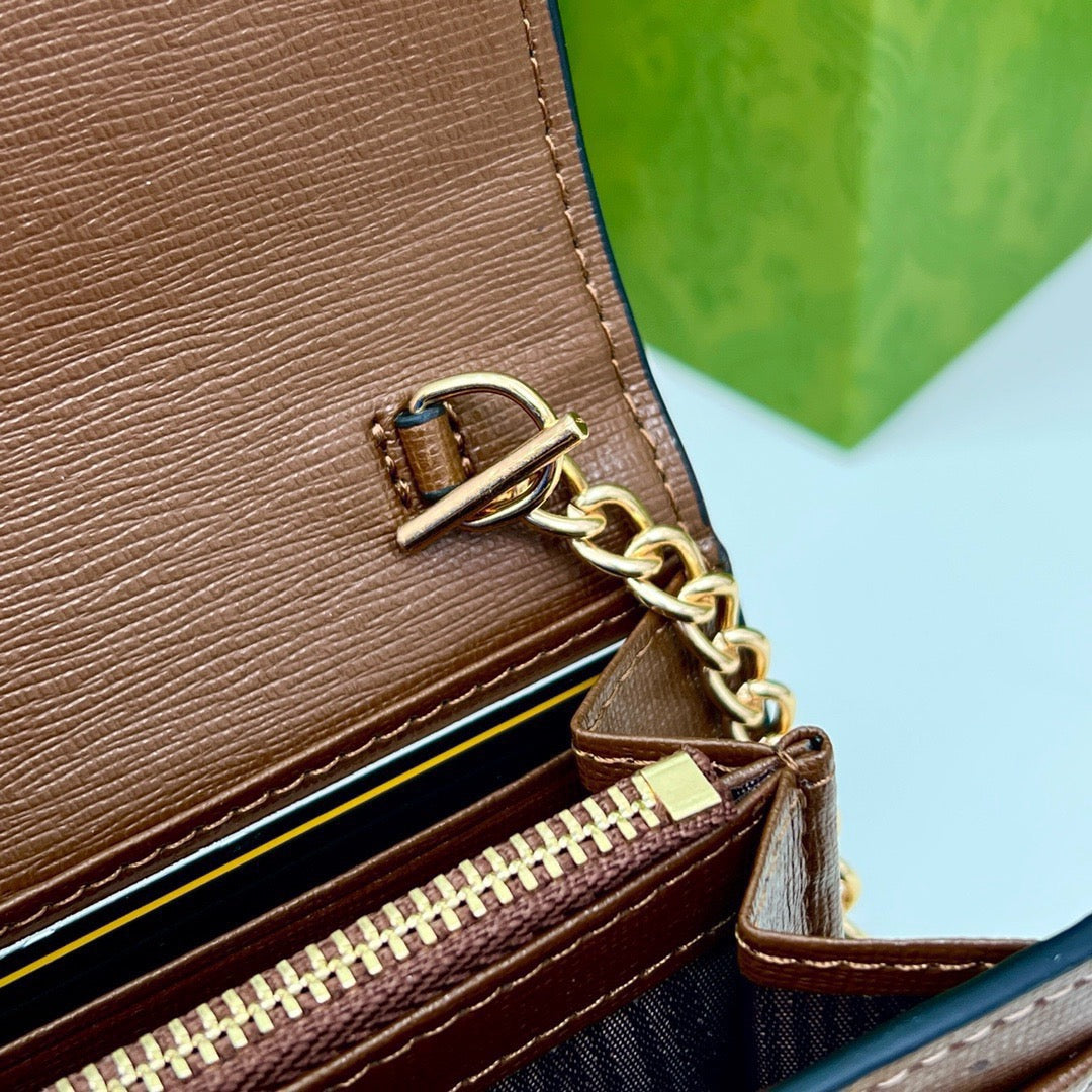 Gucci Brown Saddle Buckle Handbag