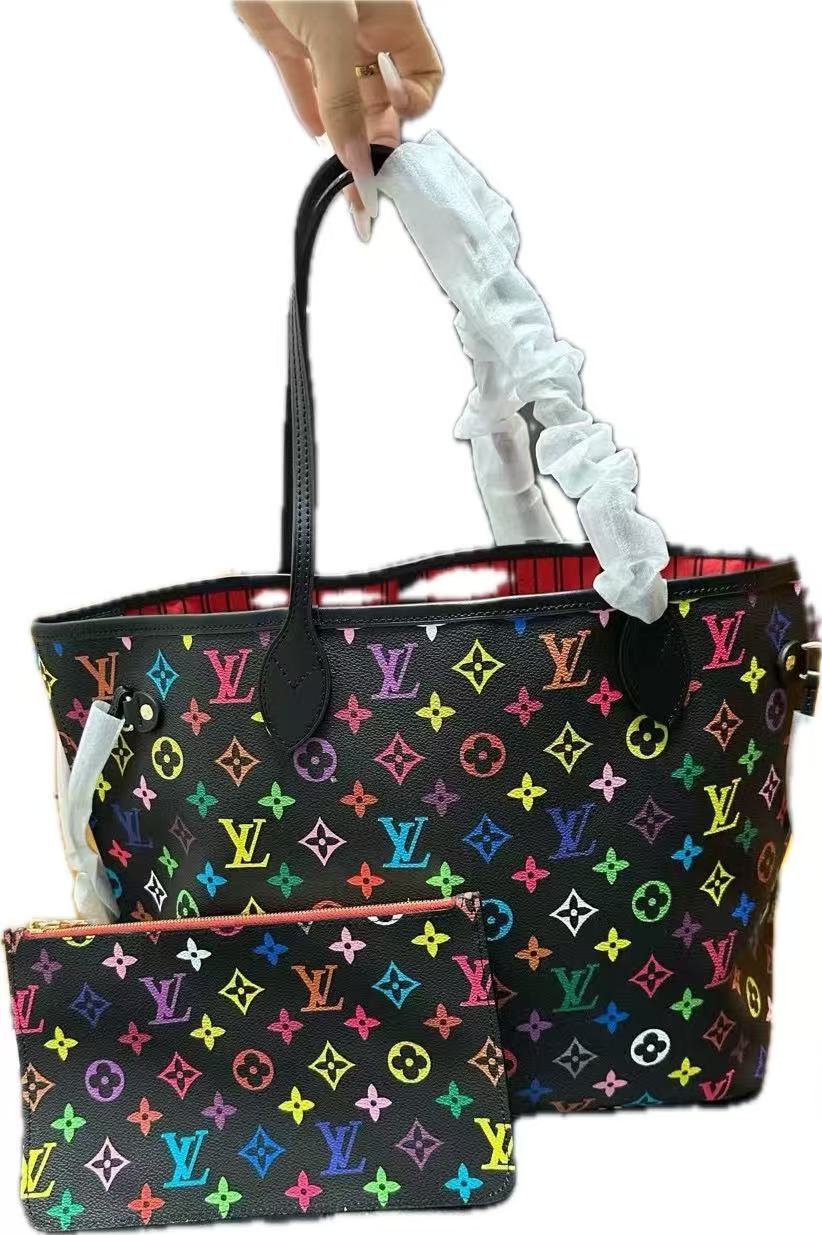 Louis Vuitton LV Neverfull Tote Bag