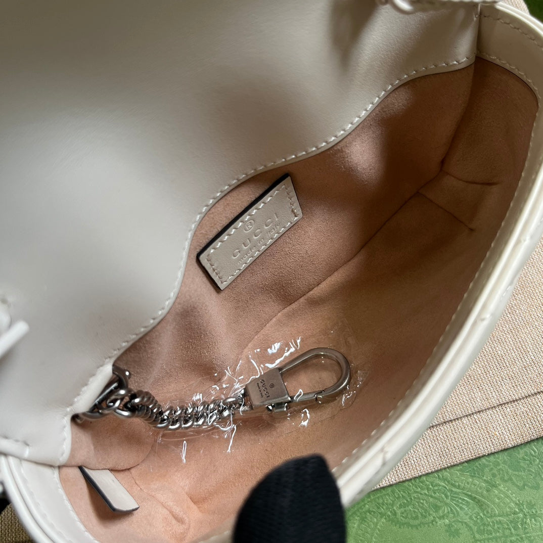Gucci GG Marmont Belt Bag in White 476433