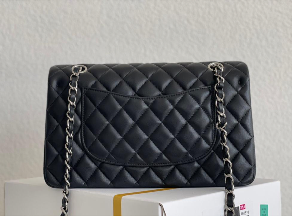 Chanel Timeless Classic Flap Bag Lambskin - Black
