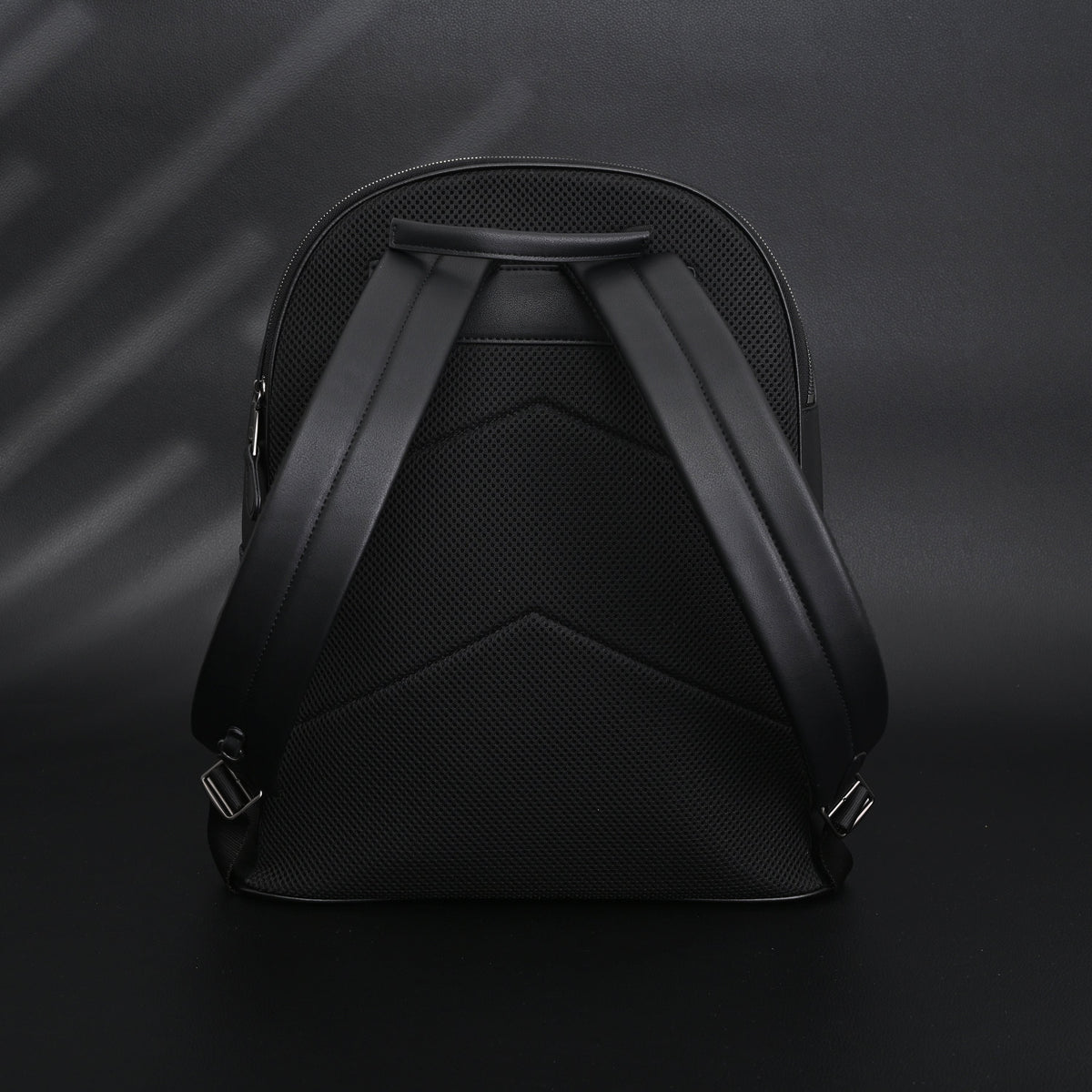 Coach West Backpack – Signature Canvas in Black/Grey - Black/Grey Monogram Pattern
