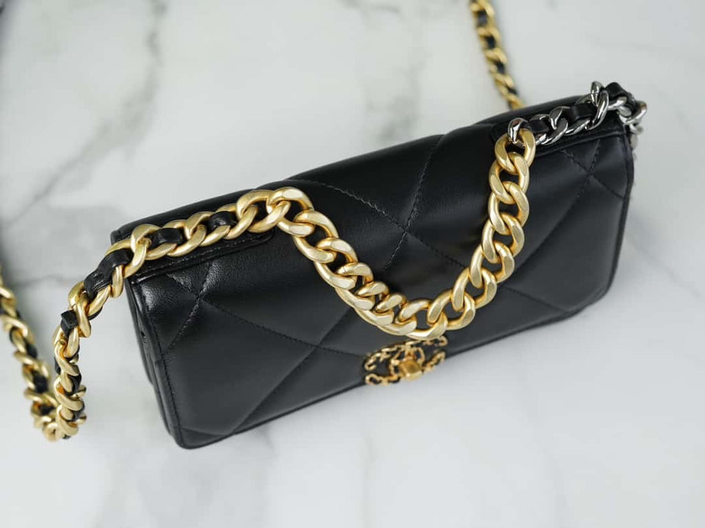Chanel 19 WOC Wallet On Chain AP0957 Black Flap Bag