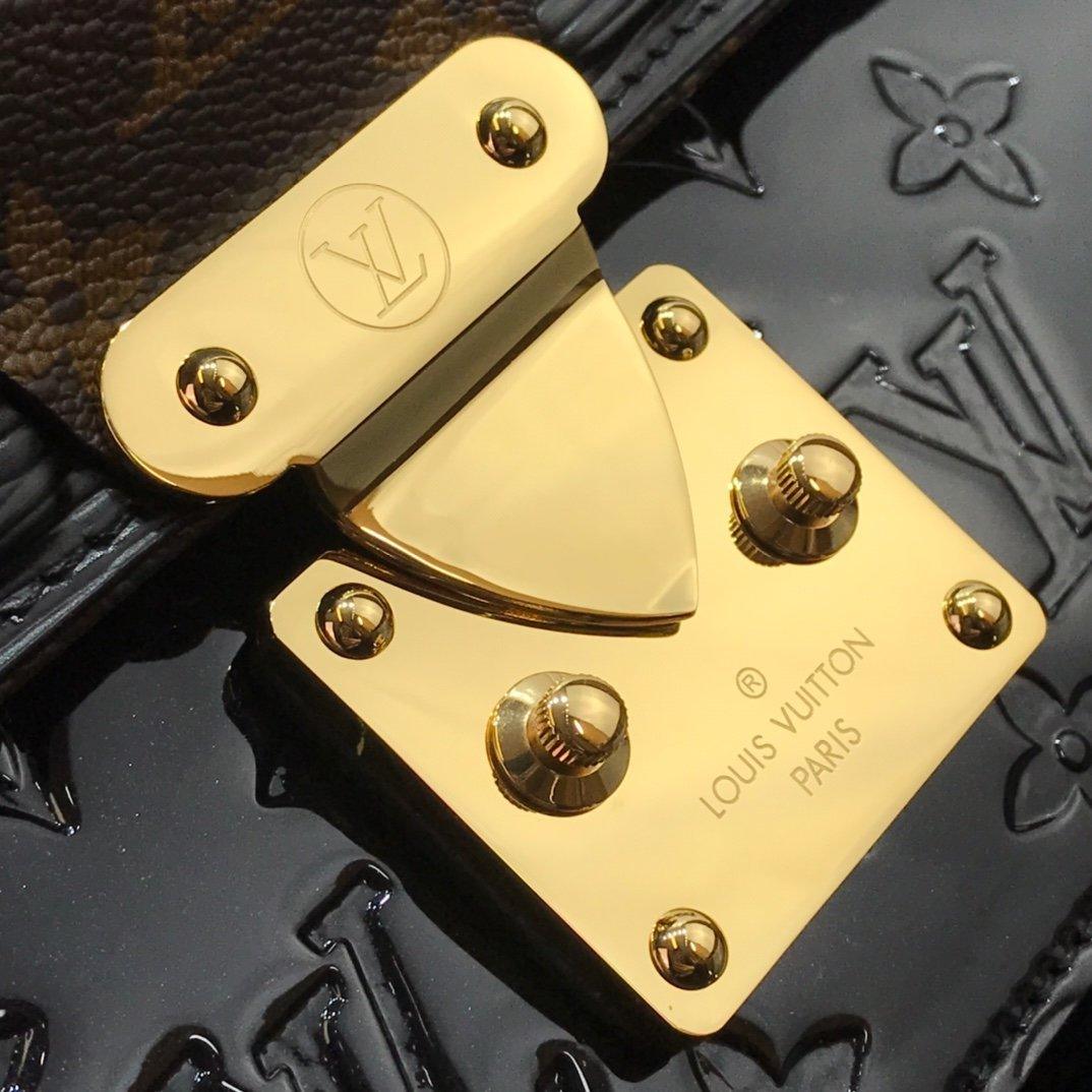 LV Wynwood Handbag