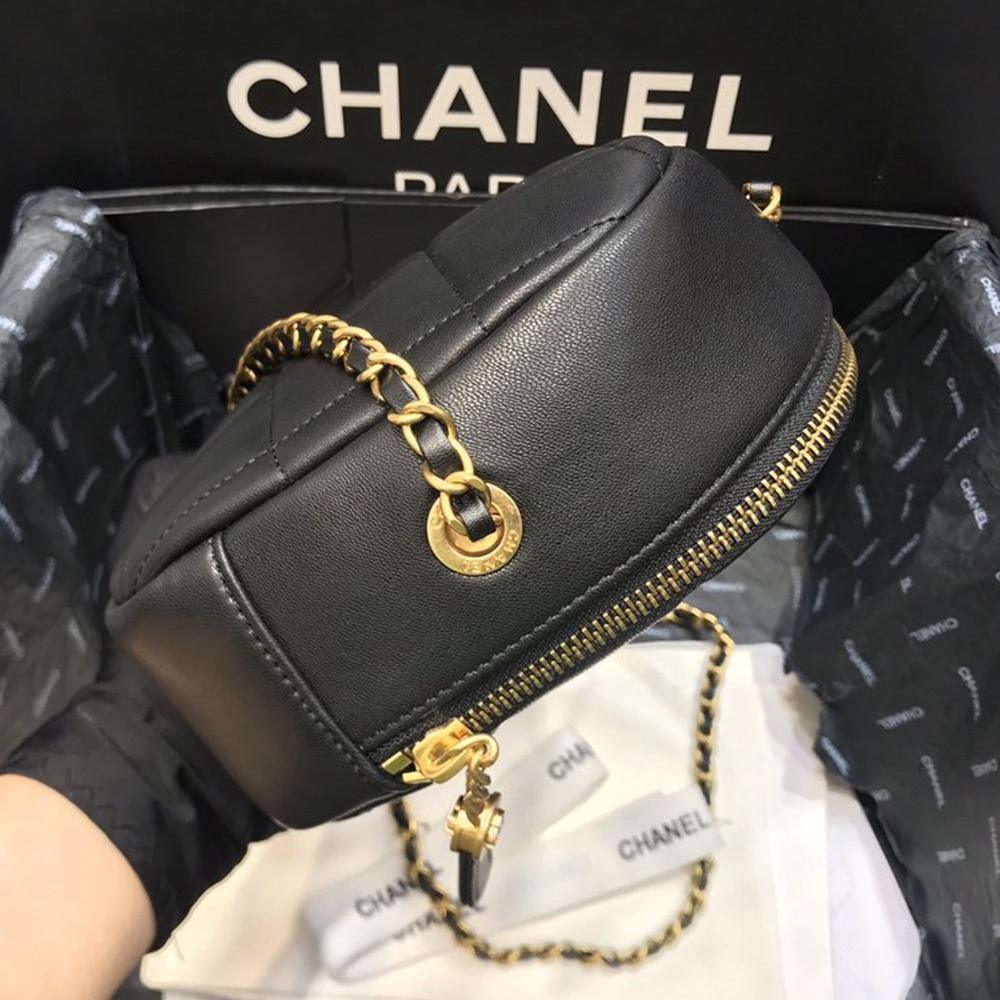 Chanel Runway Black Lambskin Leather Diamond Cut Bag