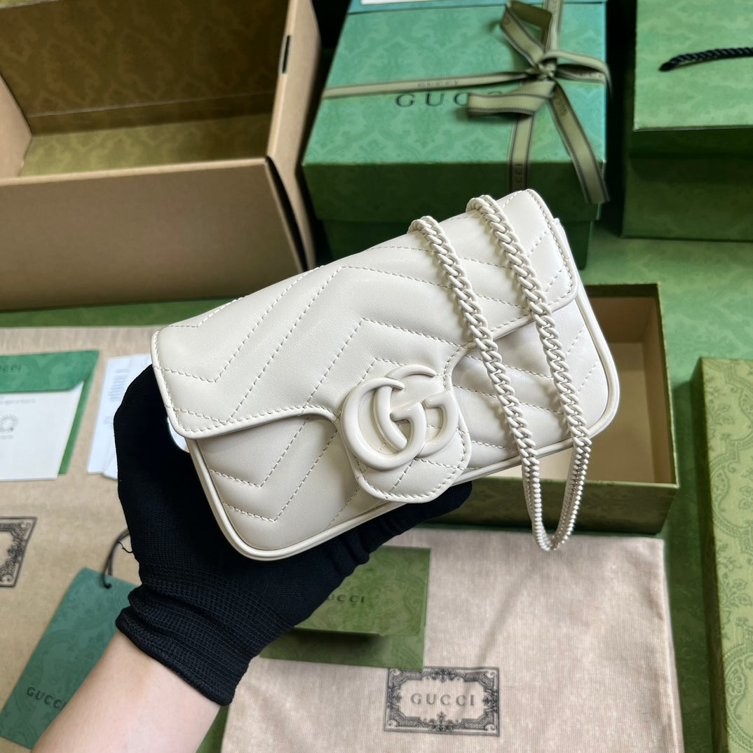 Gucci GG Marmont Belt Bag in White 476433