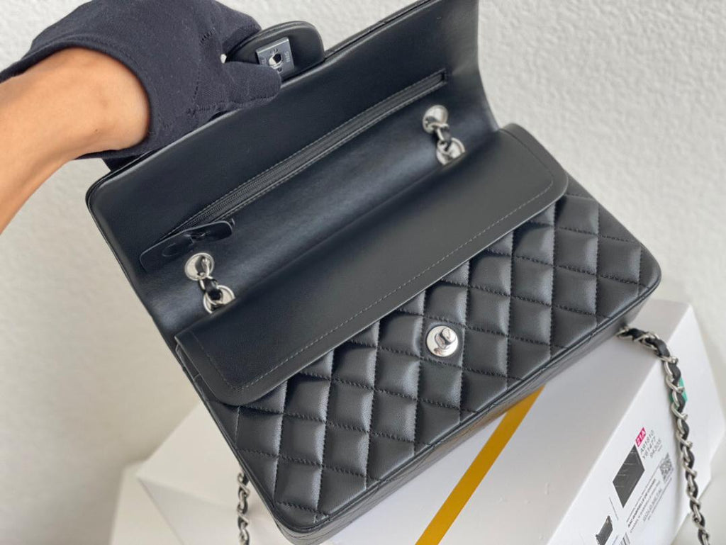 Chanel Timeless Classic Flap Bag Lambskin - Black