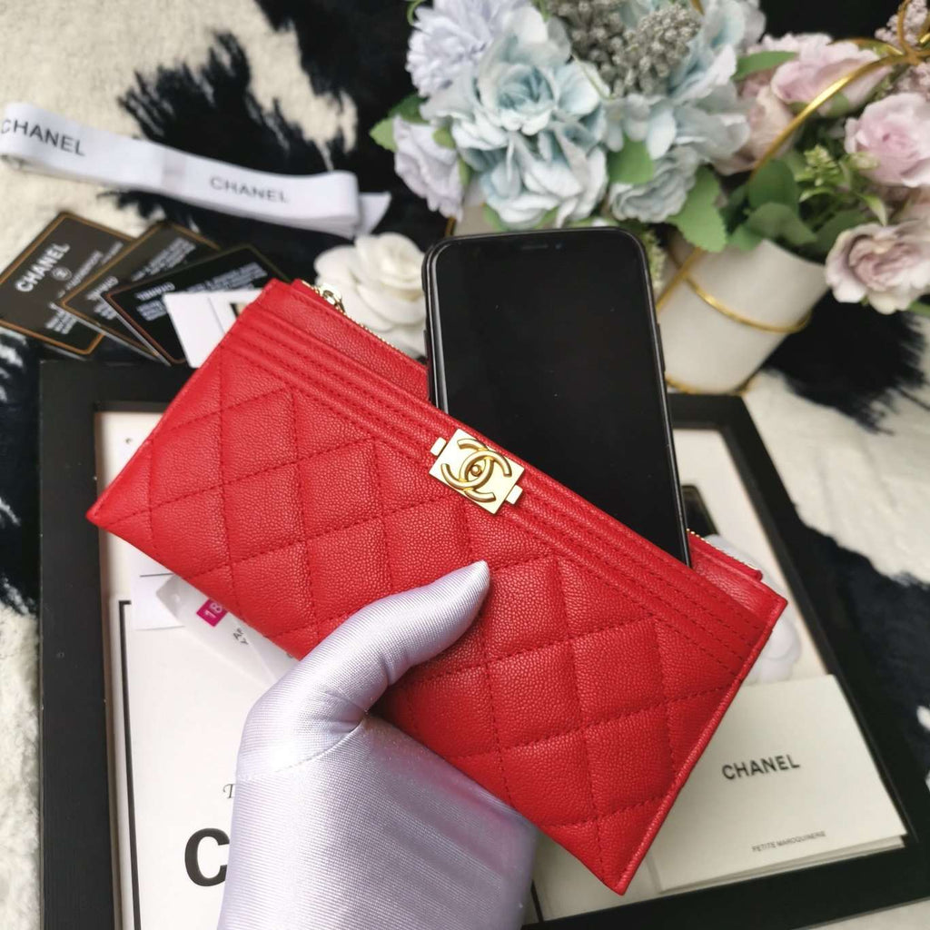 Chanel Caviar Quilted Zip Boy Pouch - Red