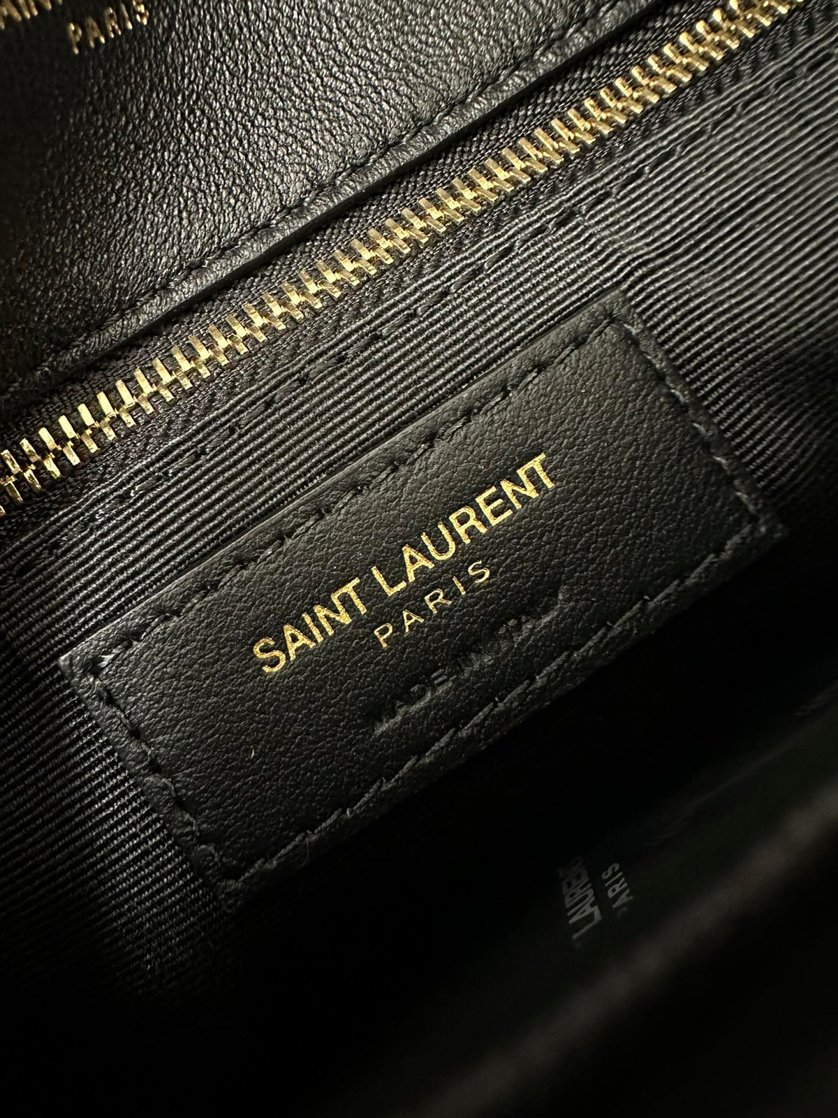 YSL | Loulou Puffer Toy Bag in Quilted Lambskin Gold Hardware Size 23x15.5x8.5 - Black