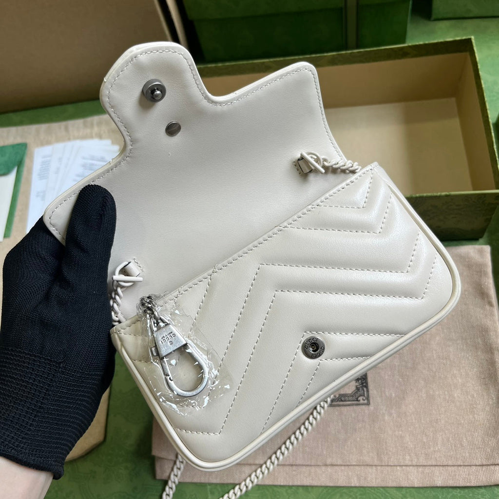 Gucci GG Marmont Belt Bag in White 476433