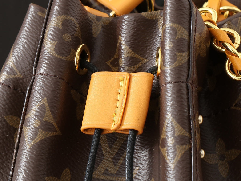 Louis Vuitton LV Classic No ̈¦ Handbag Tote Bag - Brown