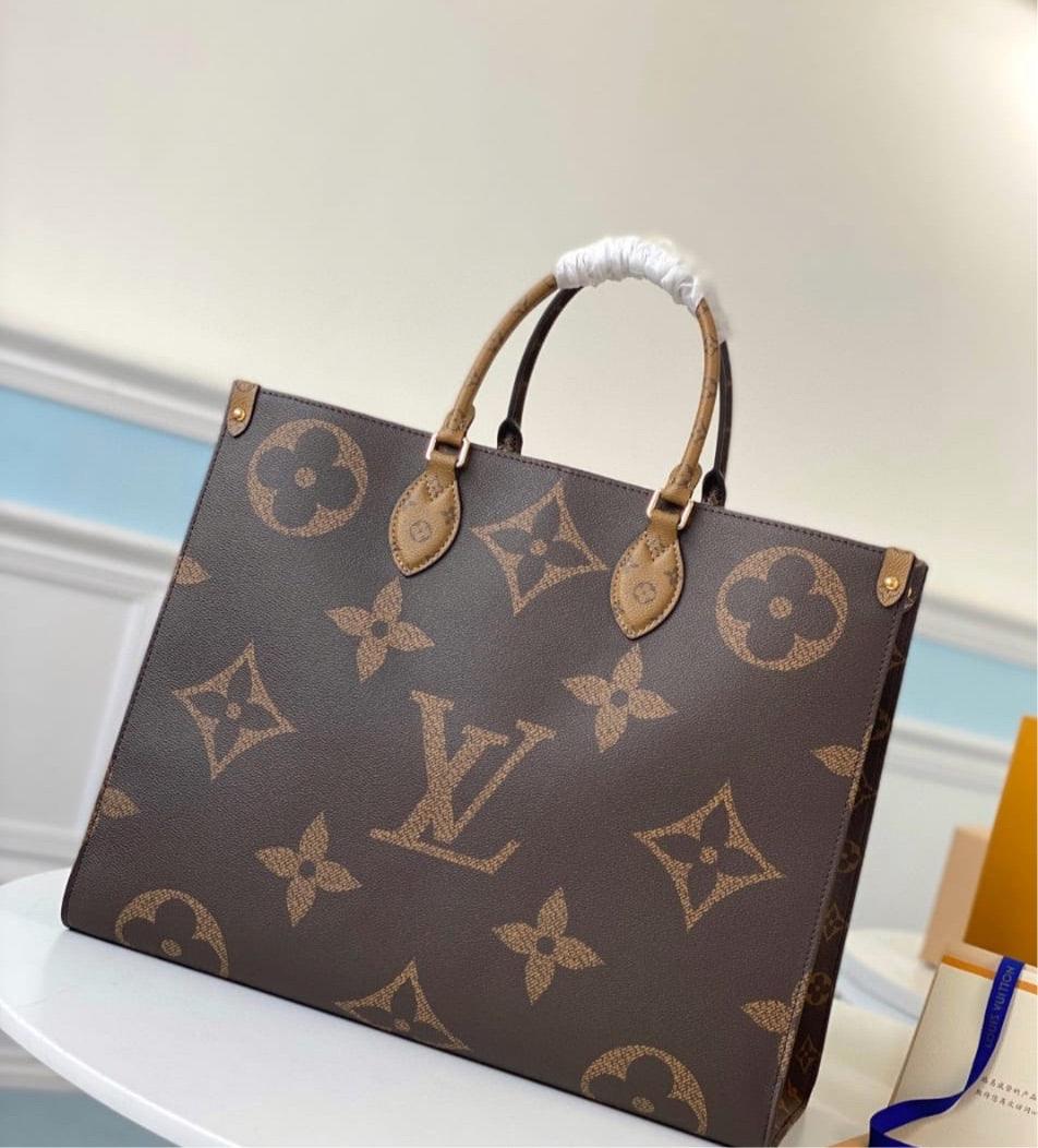 Louis Vuitton On the Go GM Tote Bag - Brown