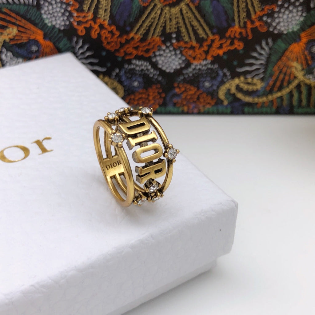 Dior Vintage Crystal Ring - 18K Yellow Gold