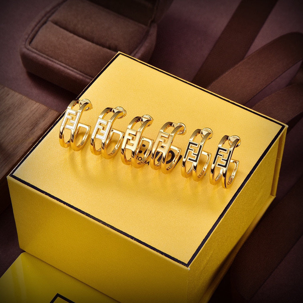 Fendi Forever Oval Earrings - 18K Yellow Gold