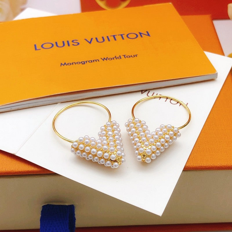 Louis Vuitton Essential V Perle Hoop Earrings - 18K Yellow Gold