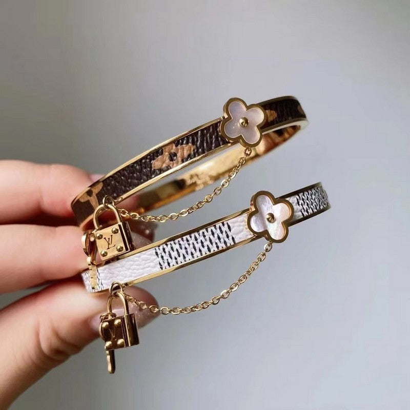 Louis Vuitton Blooming Bracelet