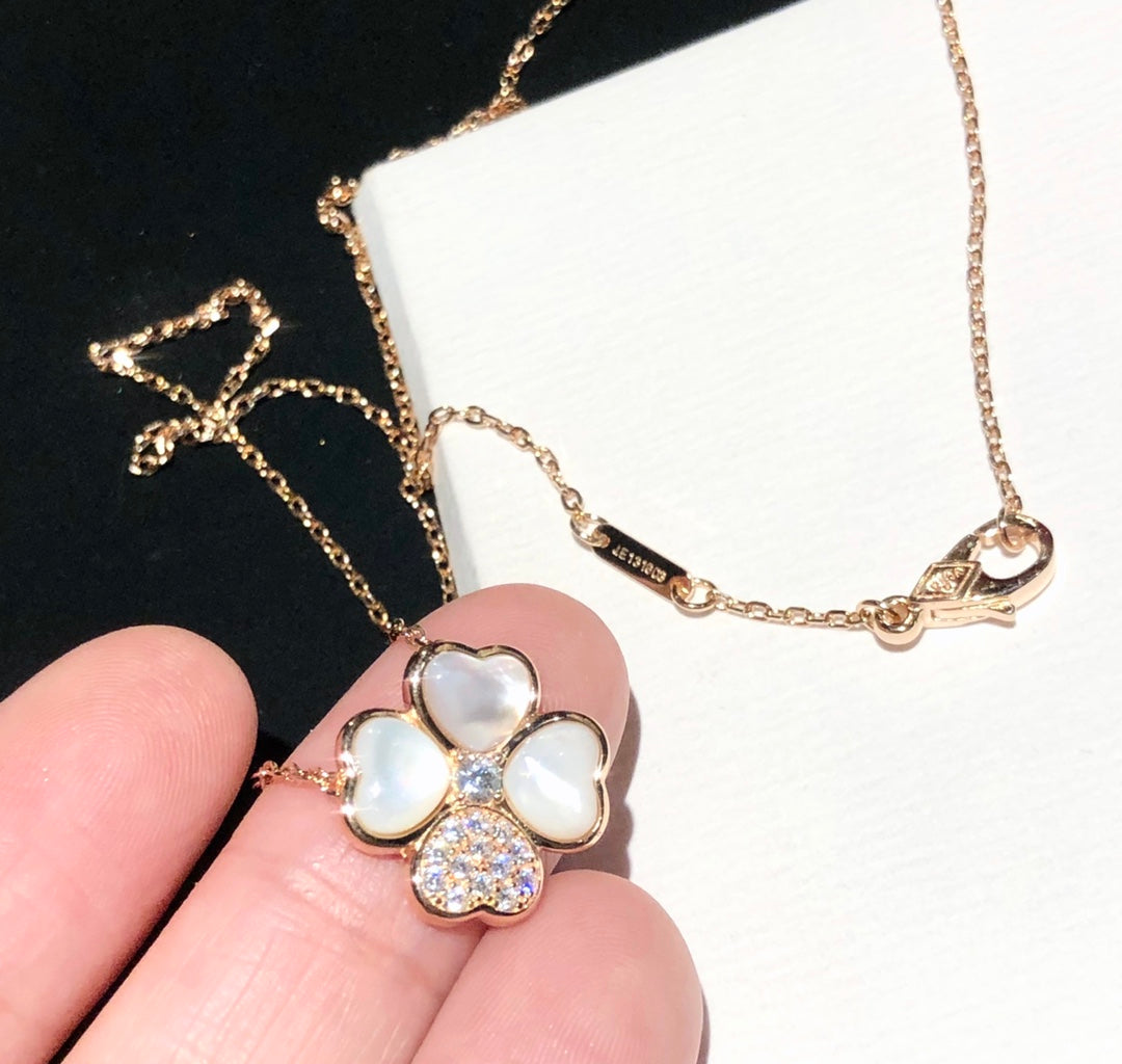 Cosmos Clip pendant Necklace - 18K Gold
