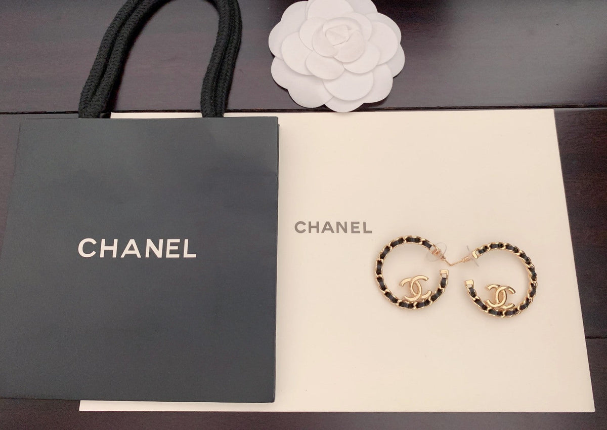 Chanel Strass Earrings - 18K Yellow Gold