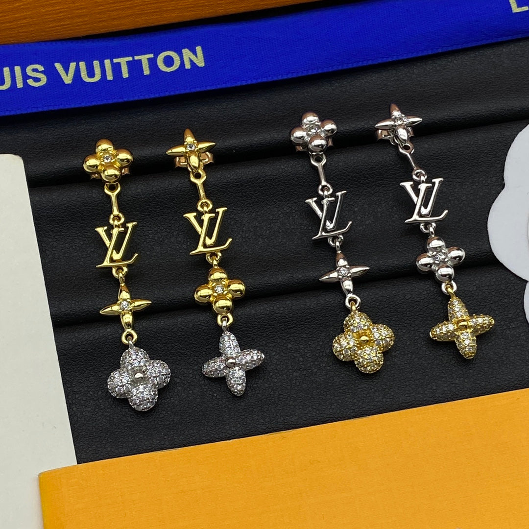 Louis Vuitton Blossom Long Earrings - 18K Gold