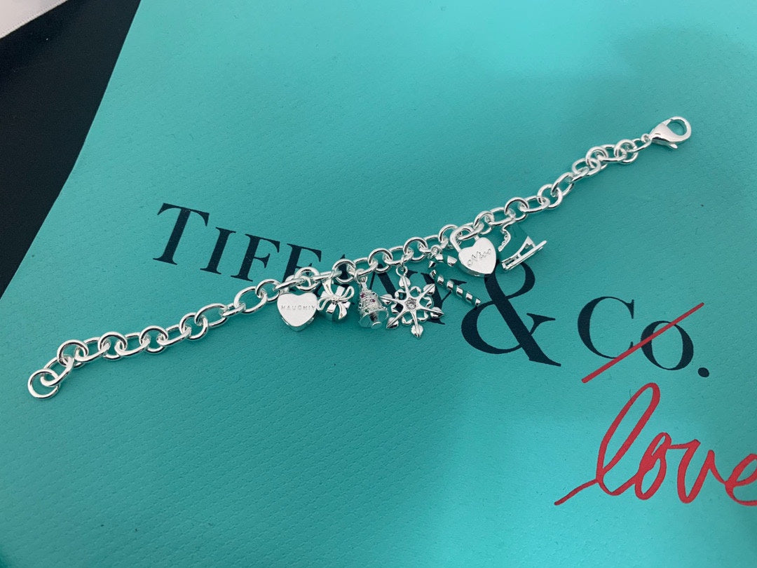 Tiffany Christmas Tag Bracelet - 18K White Gold