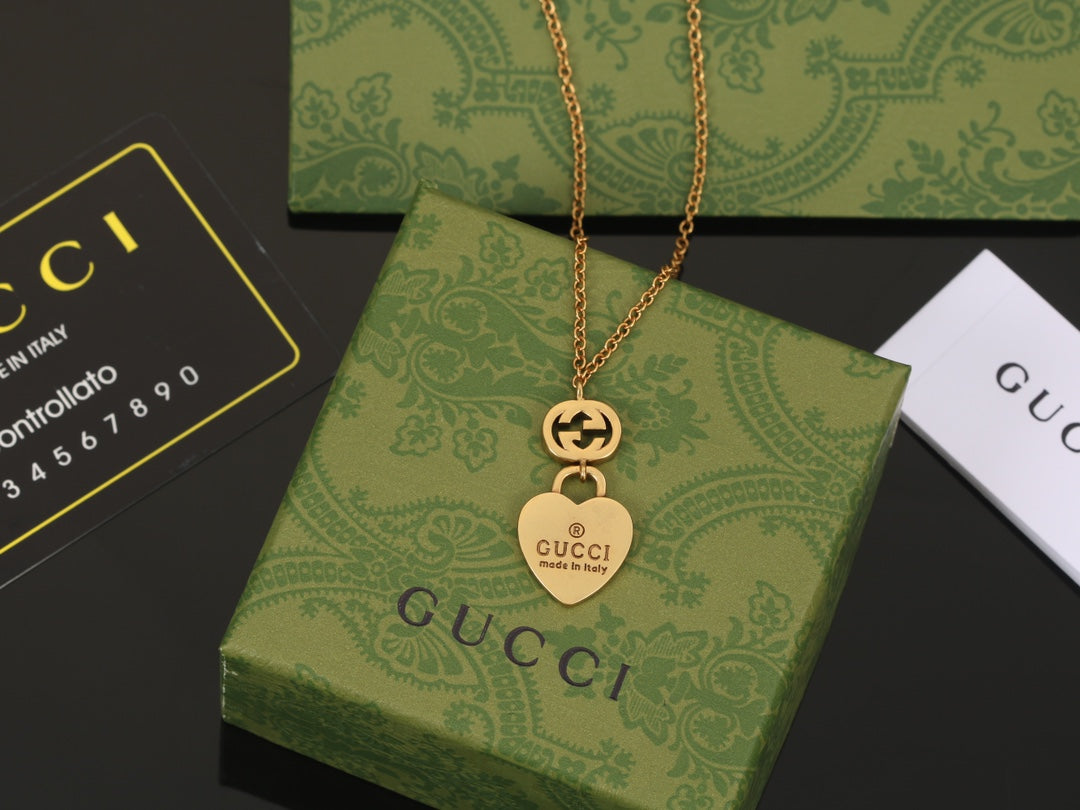 Gucci Double G Heart Pendant Necklace