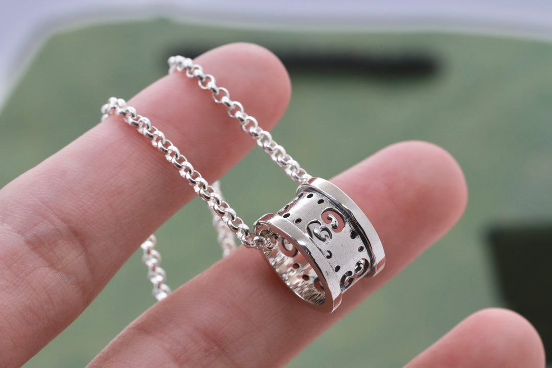 Gucci Double G Icon Twirl Necklace