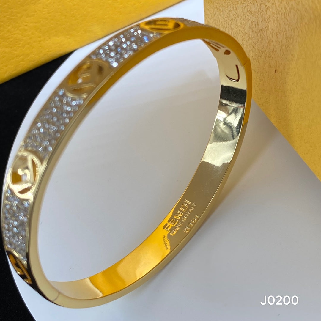 Fendi Is Bracelet - 18K Yellow Gold