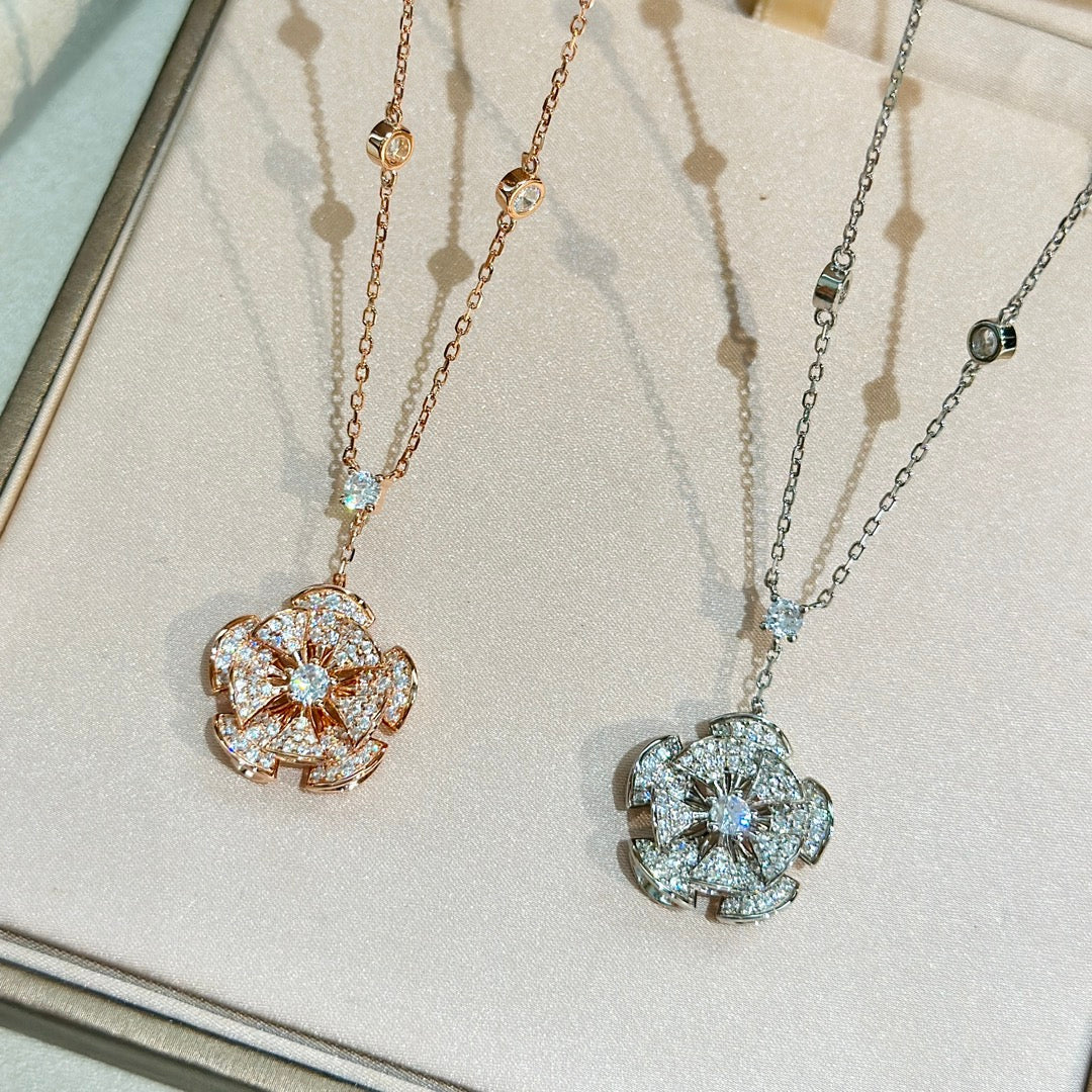 Bvlgari Dream Moissanite Necklace - 18K Gold