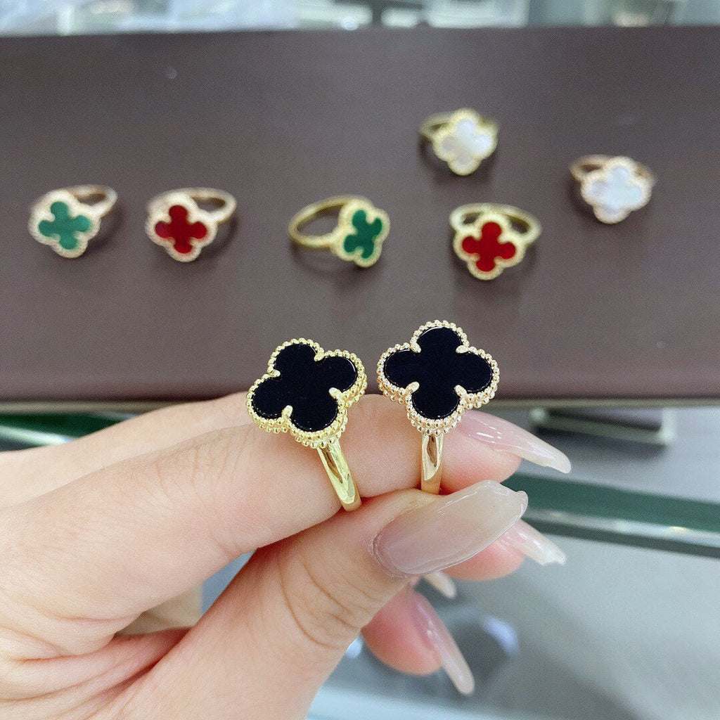 Magic Alhambra Clover Ring - 18K Yellow Gold