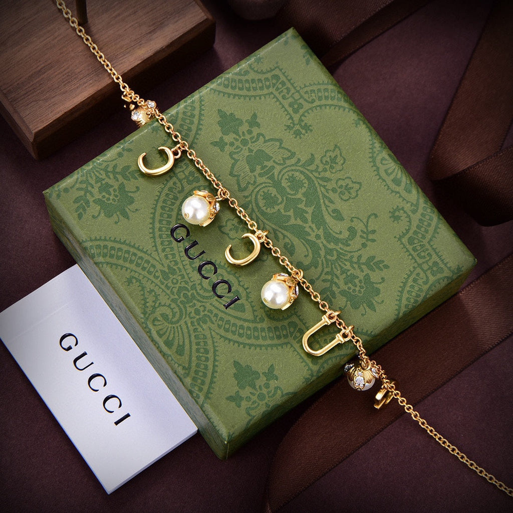 Gucci Double G Fashion Show Chain Necklace