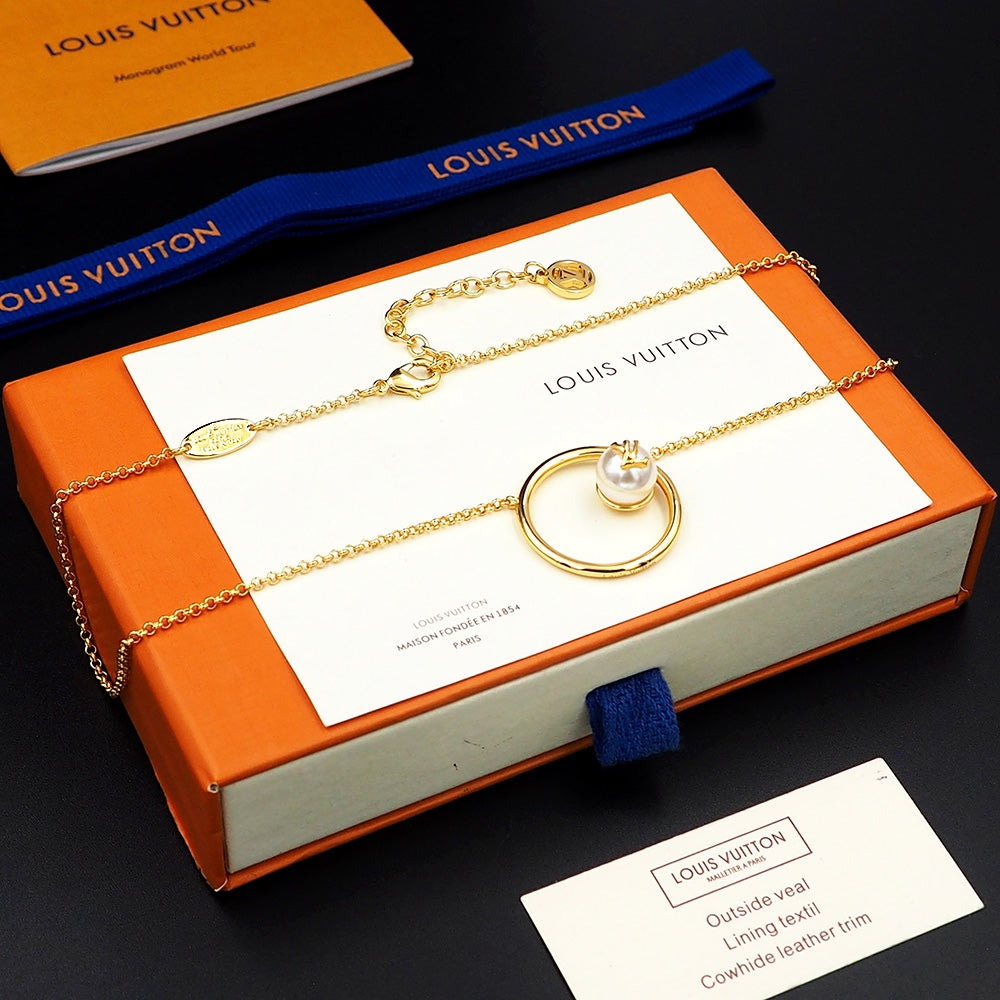 Louis Vuitton Eclipse Pearl Necklace