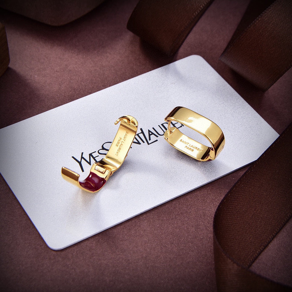 Red Earrings - 18K Yellow Gold