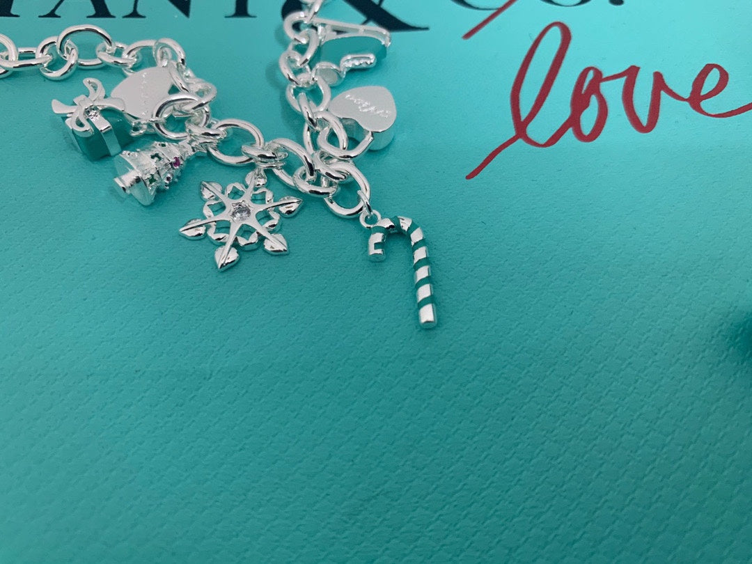 Tiffany Christmas Tag Bracelet - 18K White Gold