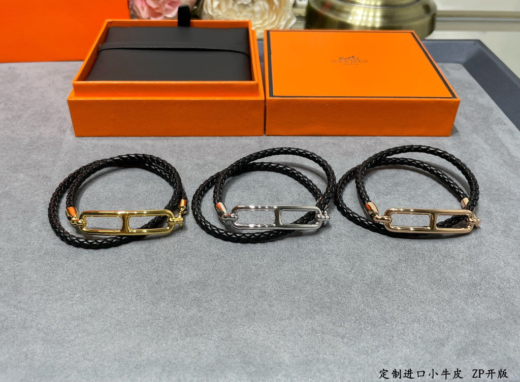 Hermes Roulis Double Tour Black Bracelet - 18K Gold