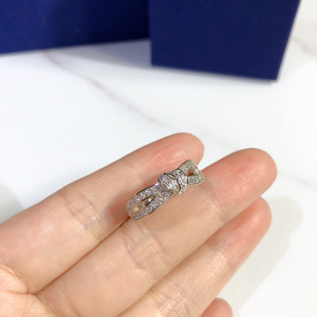 Moissanite Ring - 18K White Gold