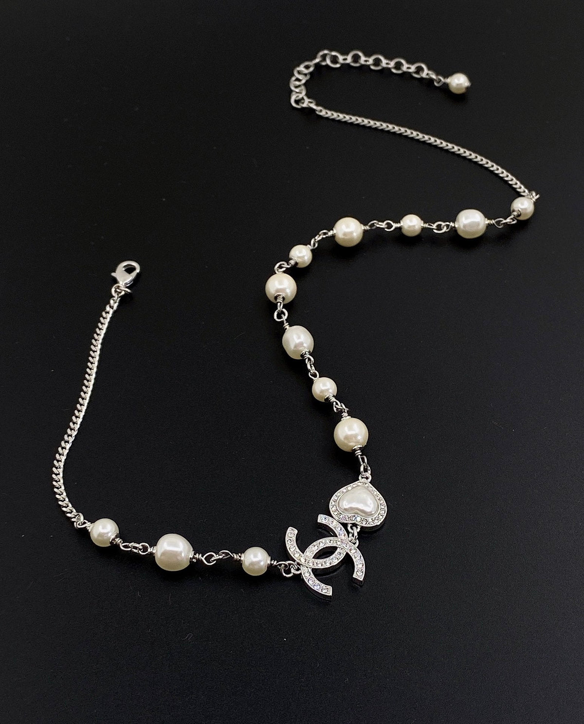 Pearls Crystal Necklace
