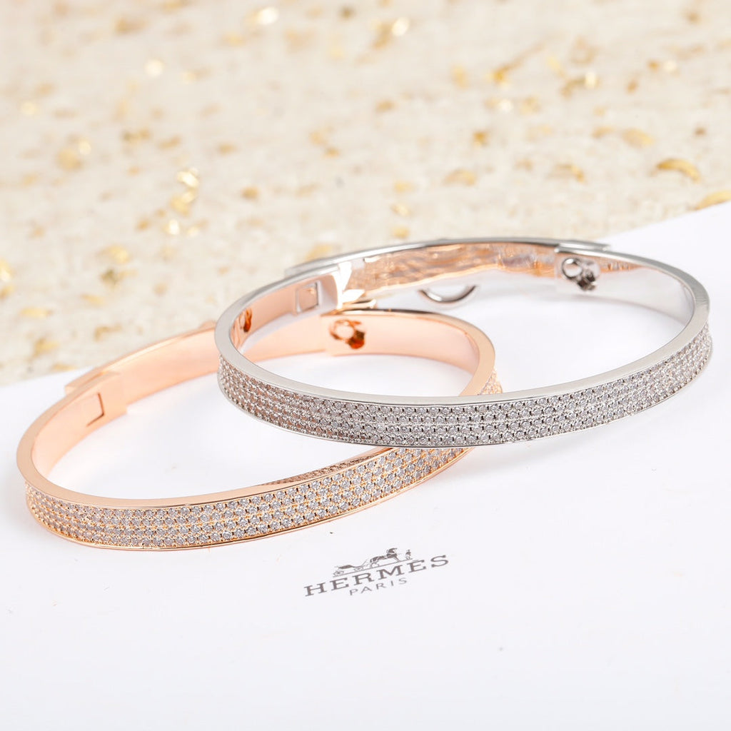 Hermes Collier De Chien Diamond Bracelet - 18K Gold