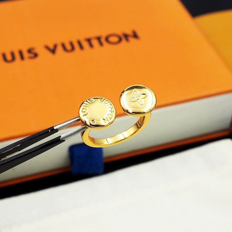 Louis Vuitton Studs Ring - 18K Gold