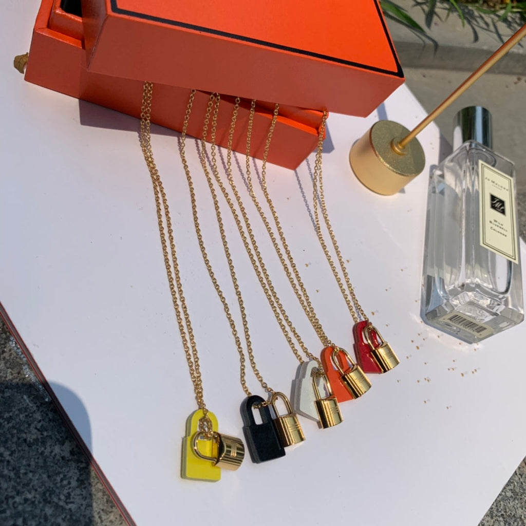 Hermes O'Kelly Pendant Necklace