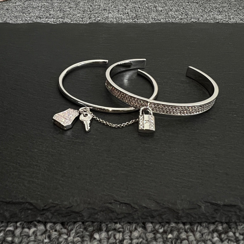 Hermes Kelly Clochette Moissanite Bracelet - 18K White Gold