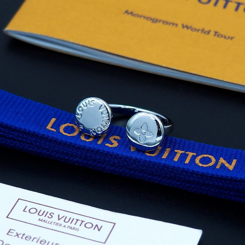 Louis Vuitton Studs Ring - 18K Gold