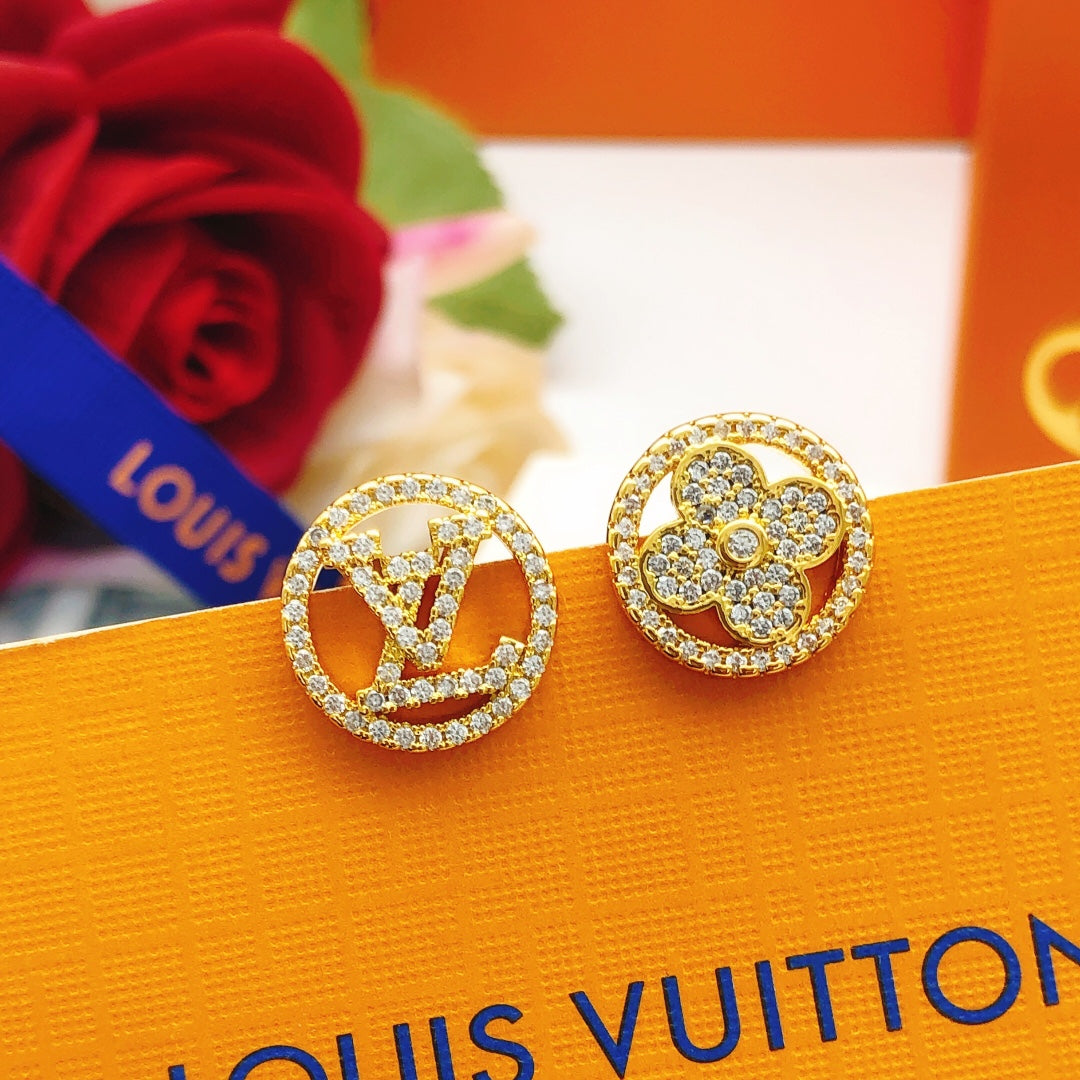 Louis Vuitton Blossom Diamond Earrings - 18K Gold